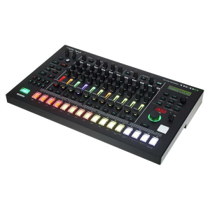 Драм-машина Roland TR-8S